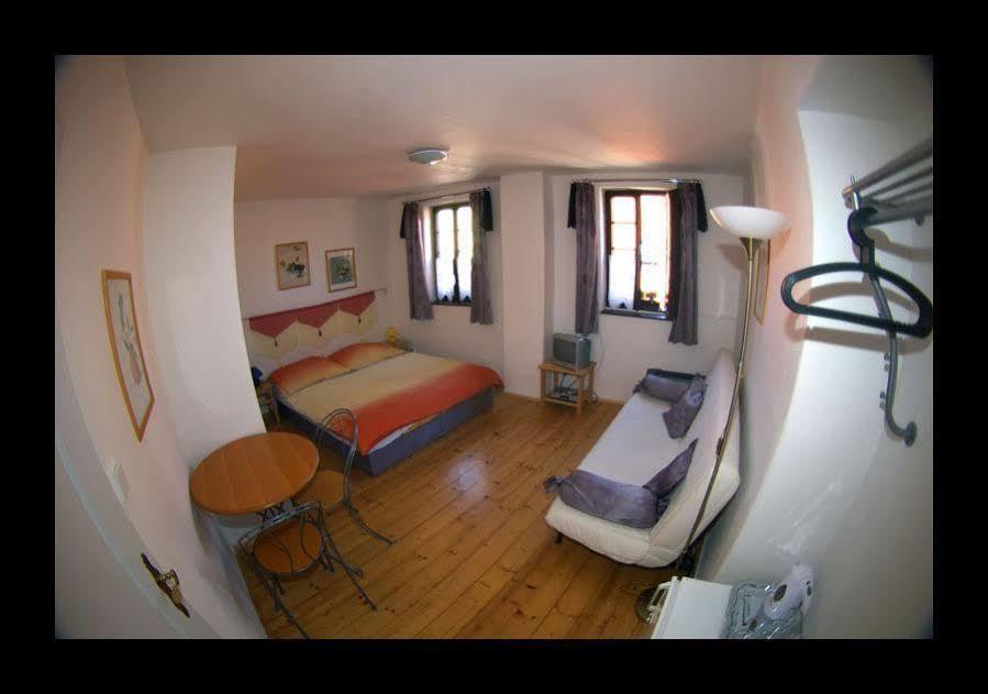 Český Krumlov Penzion Dum U Barvire מראה חיצוני תמונה