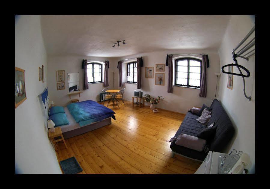 Český Krumlov Penzion Dum U Barvire מראה חיצוני תמונה