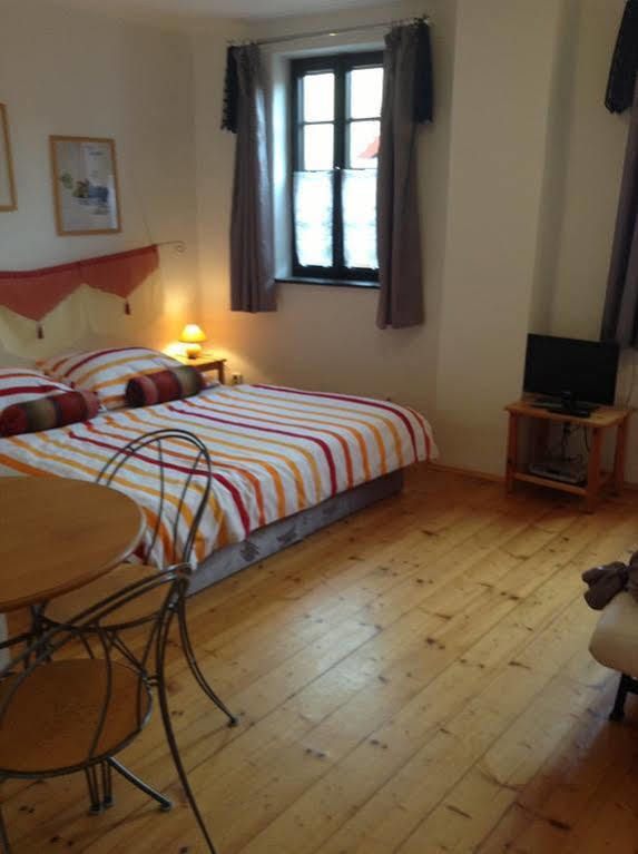 Český Krumlov Penzion Dum U Barvire מראה חיצוני תמונה